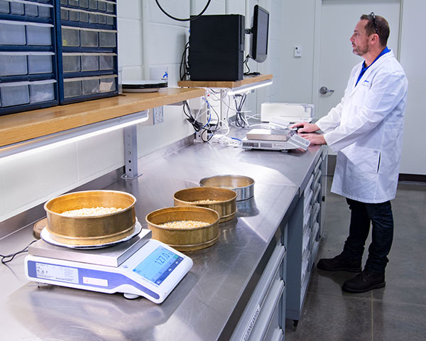 test lab cutting heads
